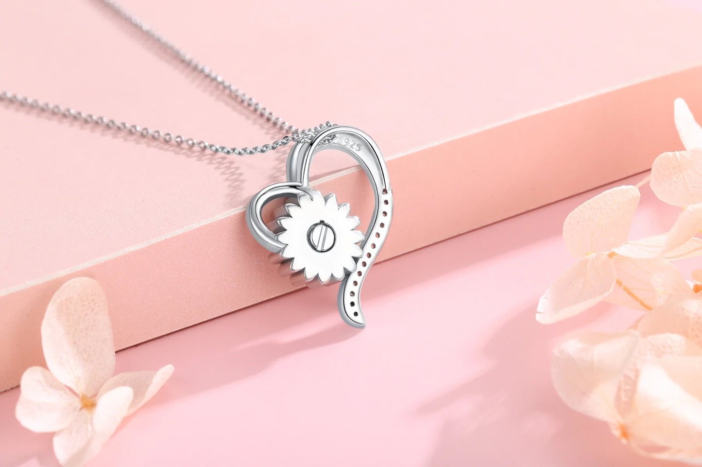 Heart Daisy Urn Necklace for Ashes 925 Sterling Silver Heart Memorial Keepsake Sunflower Pendant Necklace Cremation Jewelry Gifts for Women